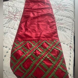 Beautiful Christmas kingsbury home  runner